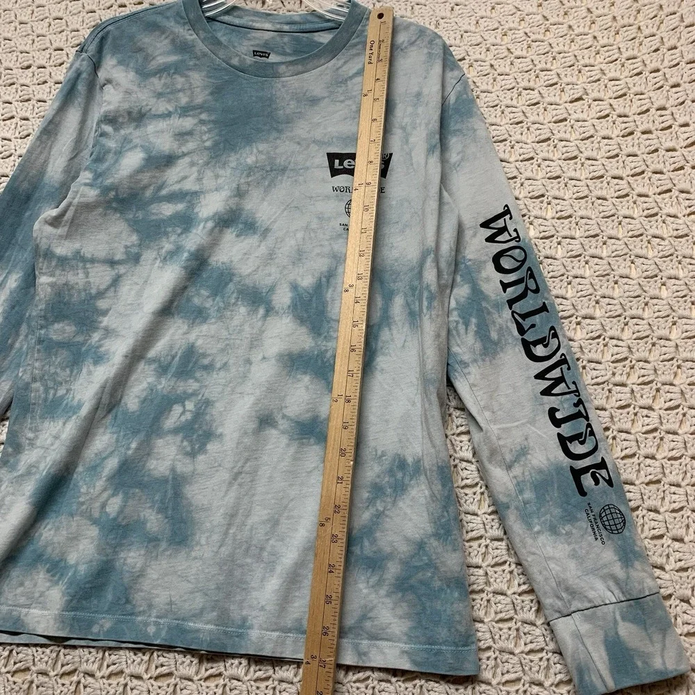 Levis please check